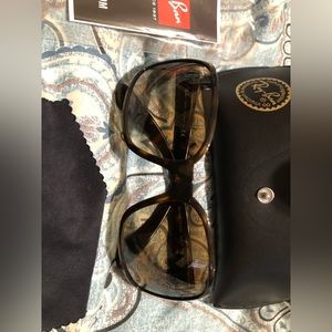 Women’s Ray-Ban sunglasses. Wore twice.